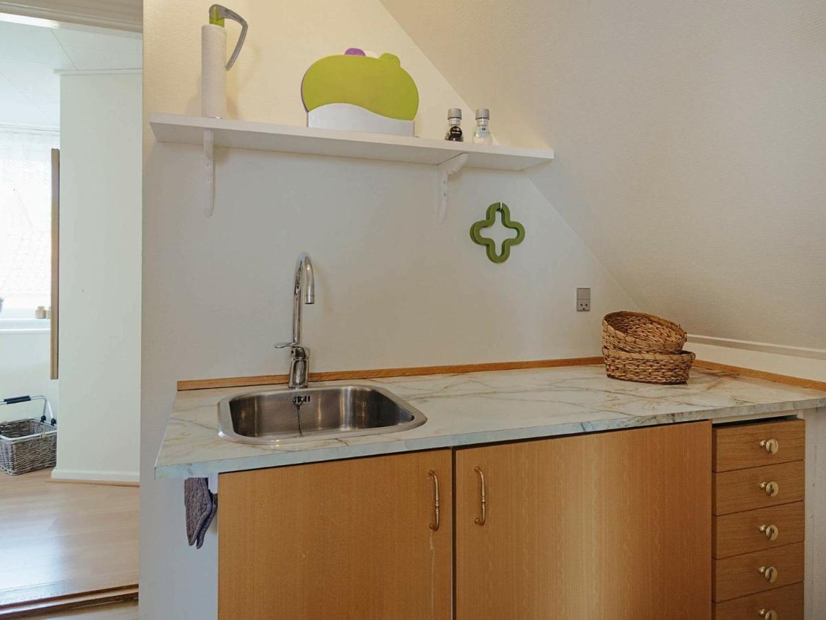 4 Person Holiday Home In Allinge Exterior photo